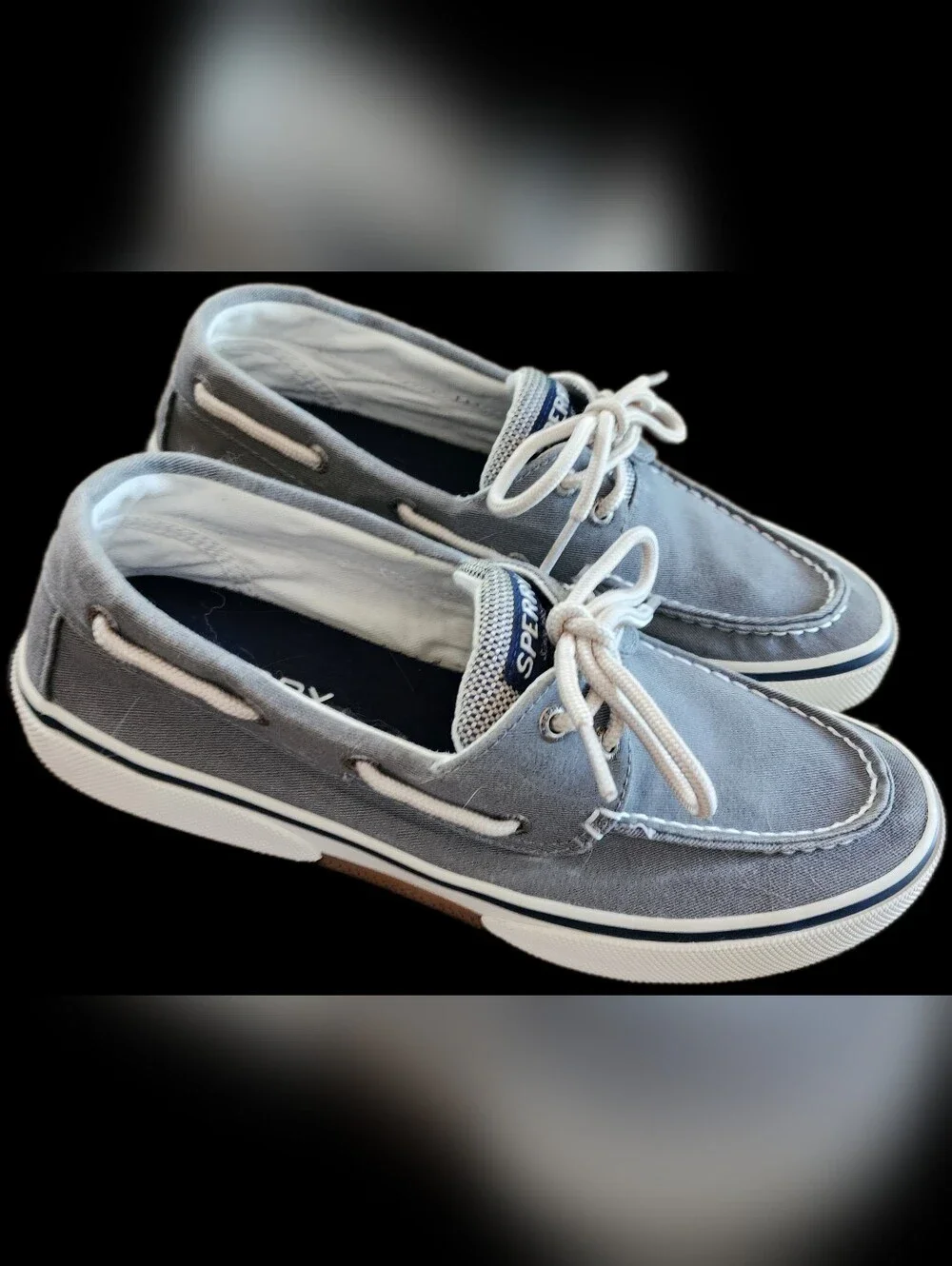 Sperry Top Siders 2 Eyelet Halyard Boat Shoes Size 9